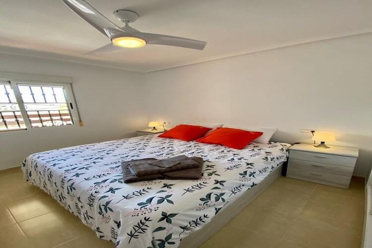 Maison Torrevieja, piscine et jardin, 3 km plage - Photo 15