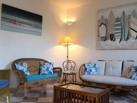 Location maison à Saint Pierre d'Oléron, Maison en impasse à Saint-Pierre-dOléron, 6 personnes, proche commerces