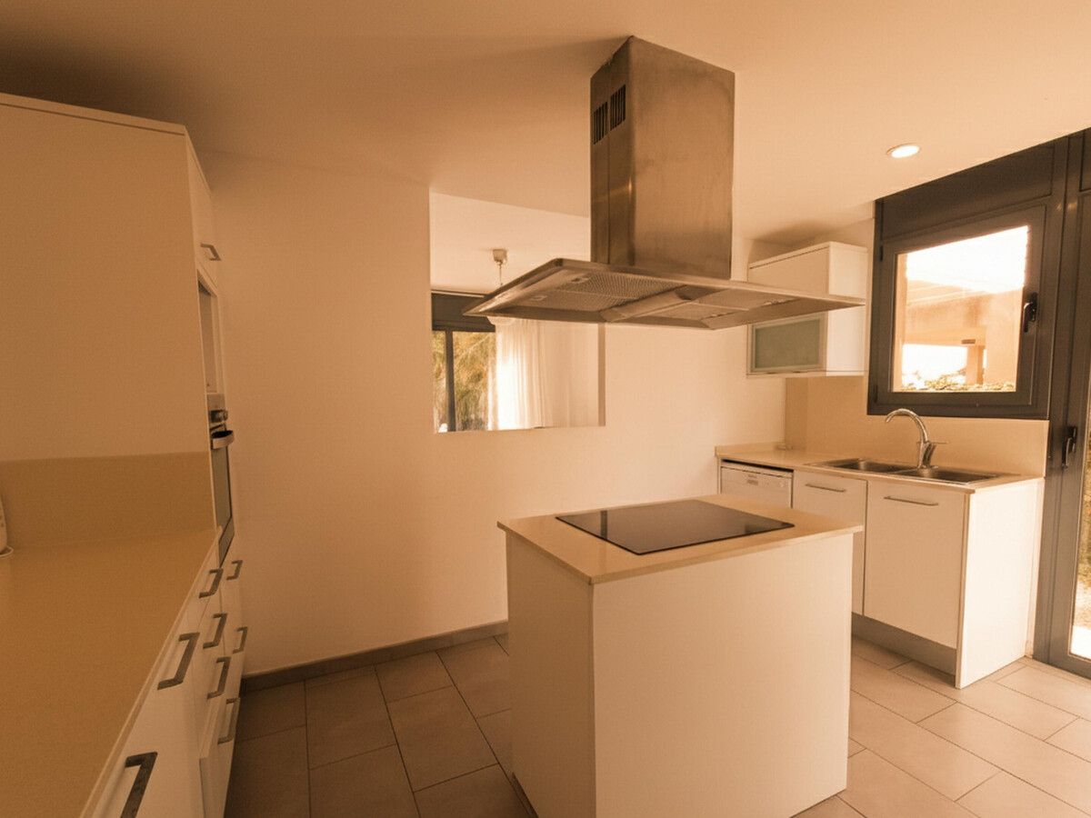 Villa 5 chambres à 100m de la mer avec piscine privée - Photo 10