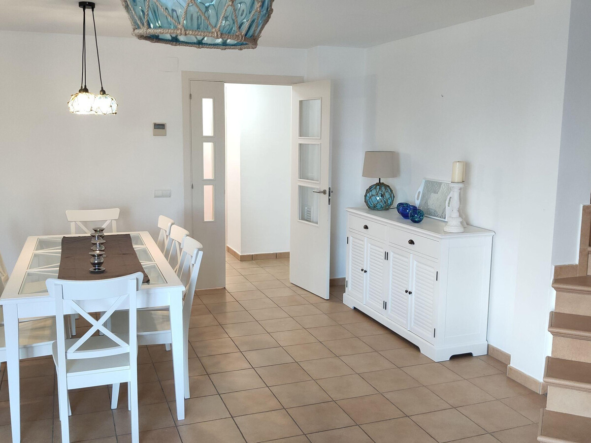 Villa neuve 4 chambres à 100m plage L'Ametlla de Mar - Photo 15
