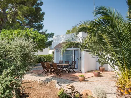 Location gite à L'Ametlla de Mar, Charmante Maison à 2 Pas de la Plage avec Terrasse, Barbecue et Douche Extérieure
