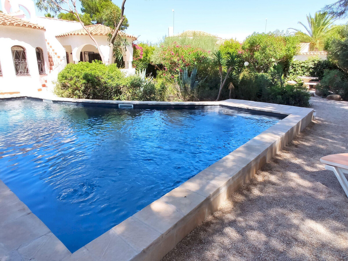 Villa rustique 6 personnes, piscine d'eau salée & jardin méditerranéen - Photo 1