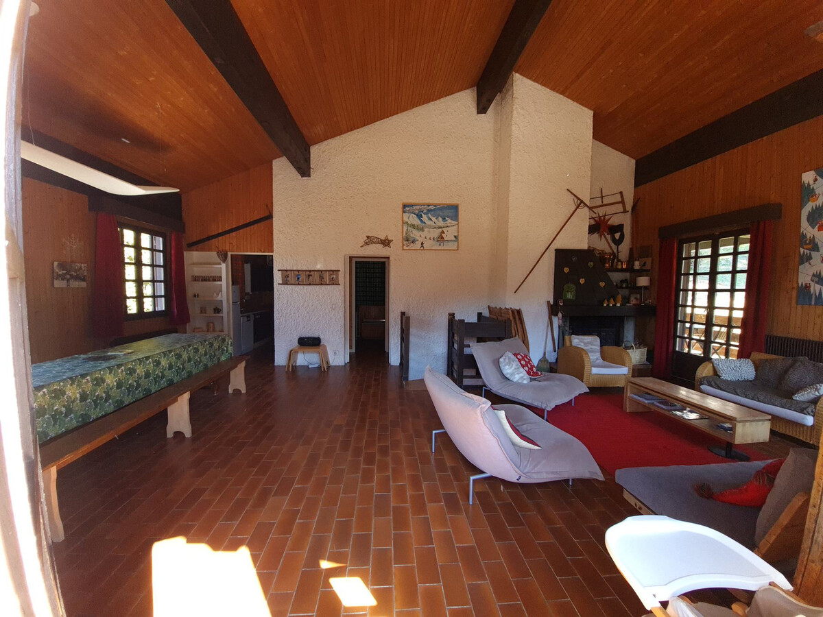 Chalet savoyard 10 pers, 4 chambres, parking privé - Photo 1