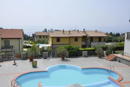 Location maison à Lazise, Appartement à Lazise avec Balcon Vue Lac