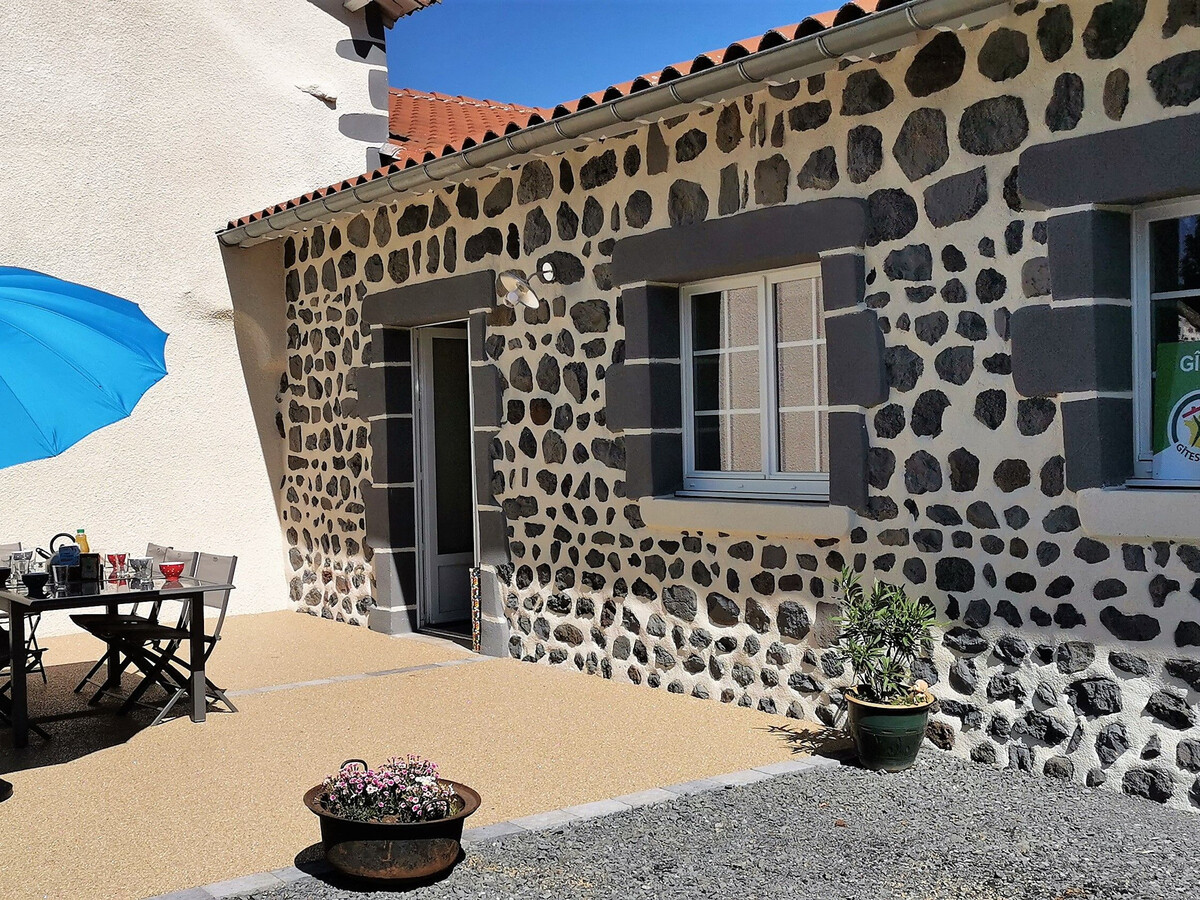 Gîte 8 pers. Arlempdes : ancienne ferme spa, 3 ha - Photo 1