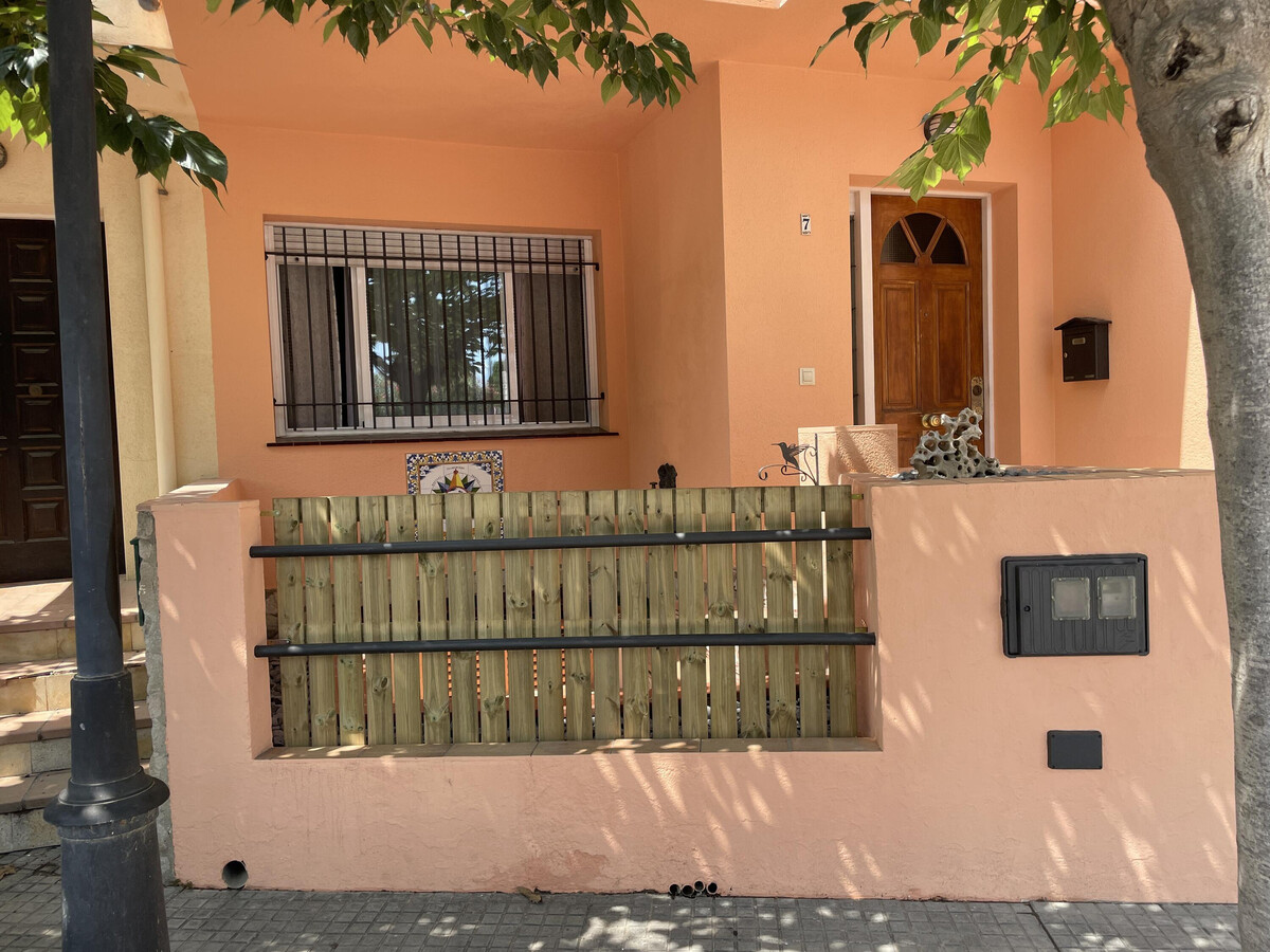 Maison 6 pers. vue rivière Fluvià, centre Sant Pere - Photo 25