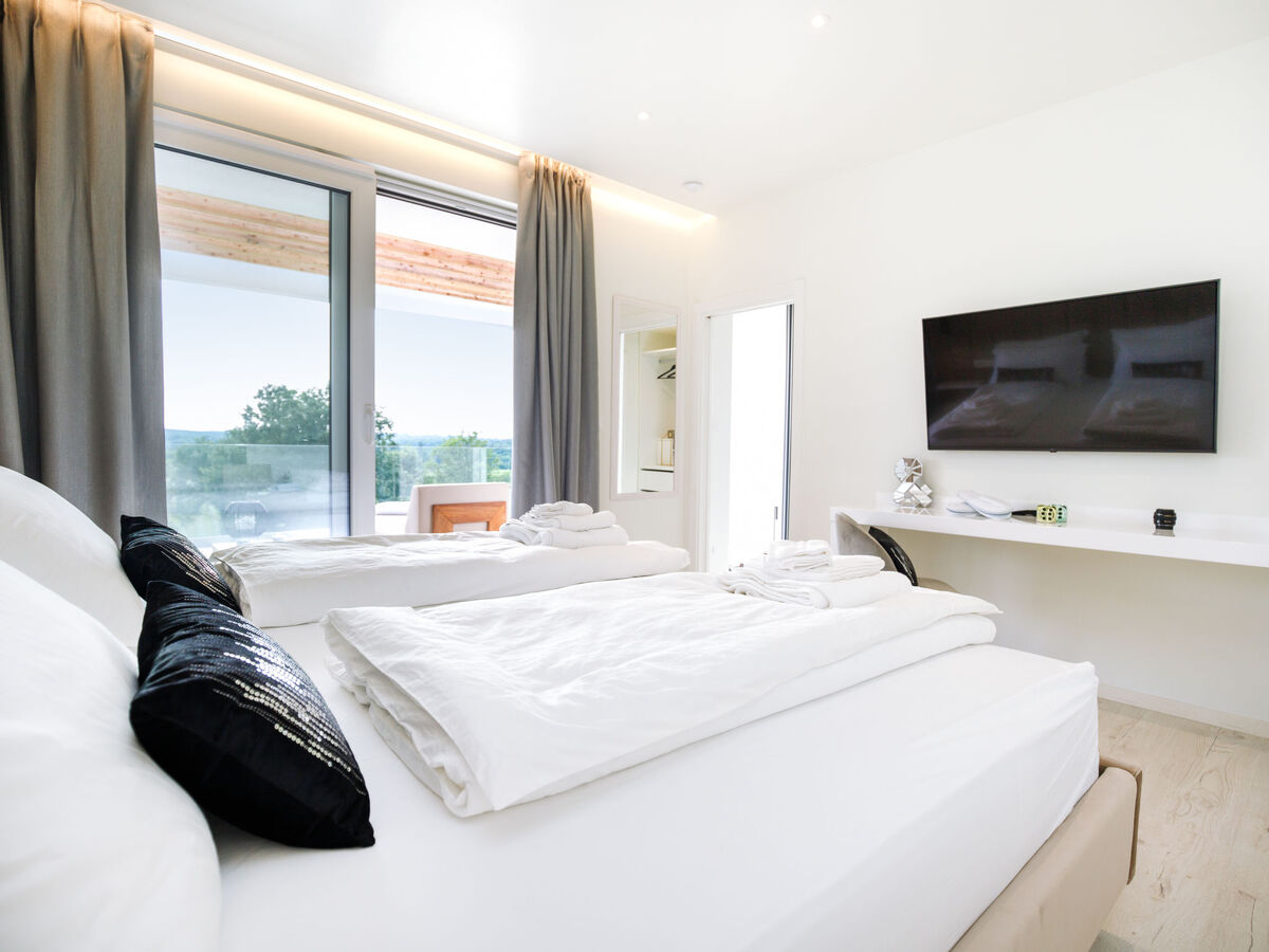 Villa Sonia, 280 m² avec piscine chauffée à Labin - Photo 44