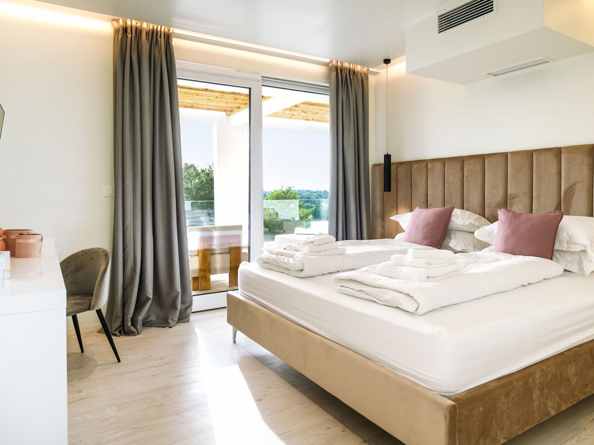 Villa Sonia, 280 m² avec piscine chauffée à Labin - Photo 47