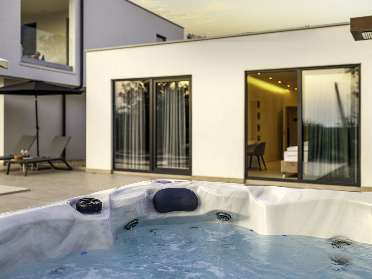 Villa Sonia, 280 m² avec piscine chauffée à Labin - Photo 63