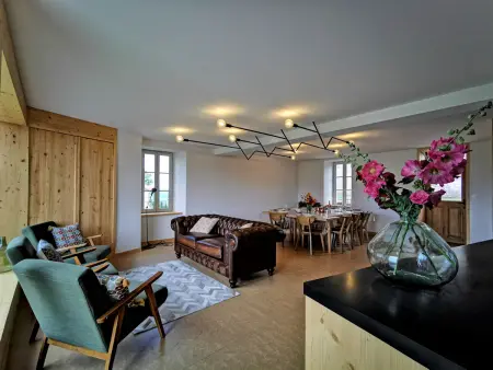 Location gite à Saint Victor sur Arlanc, Gîte de Charme en Forêt: Nature, Confort, et Intimité Proche de Lyon et Clermont-Ferrand