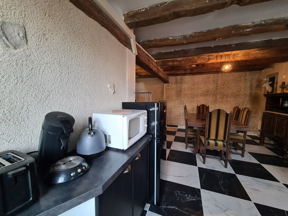 Gîte thème sorciers à Chitray, piscine et forêt - Photo 10