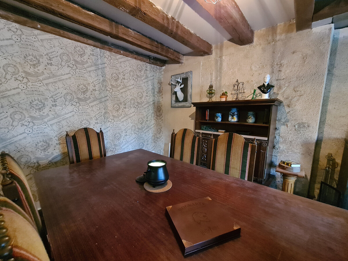 Gîte thème sorciers à Chitray, piscine et forêt - Photo 11
