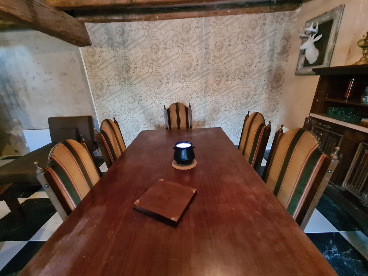 Gîte thème sorciers à Chitray, piscine et forêt - Photo 12
