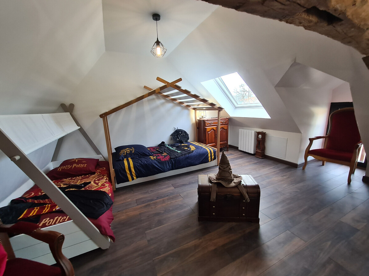 Gîte thème sorciers à Chitray, piscine et forêt - Photo 25
