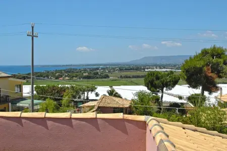Villa Elonora, maison méditerranéenne avec piscine à Terrauzza : photo 23
