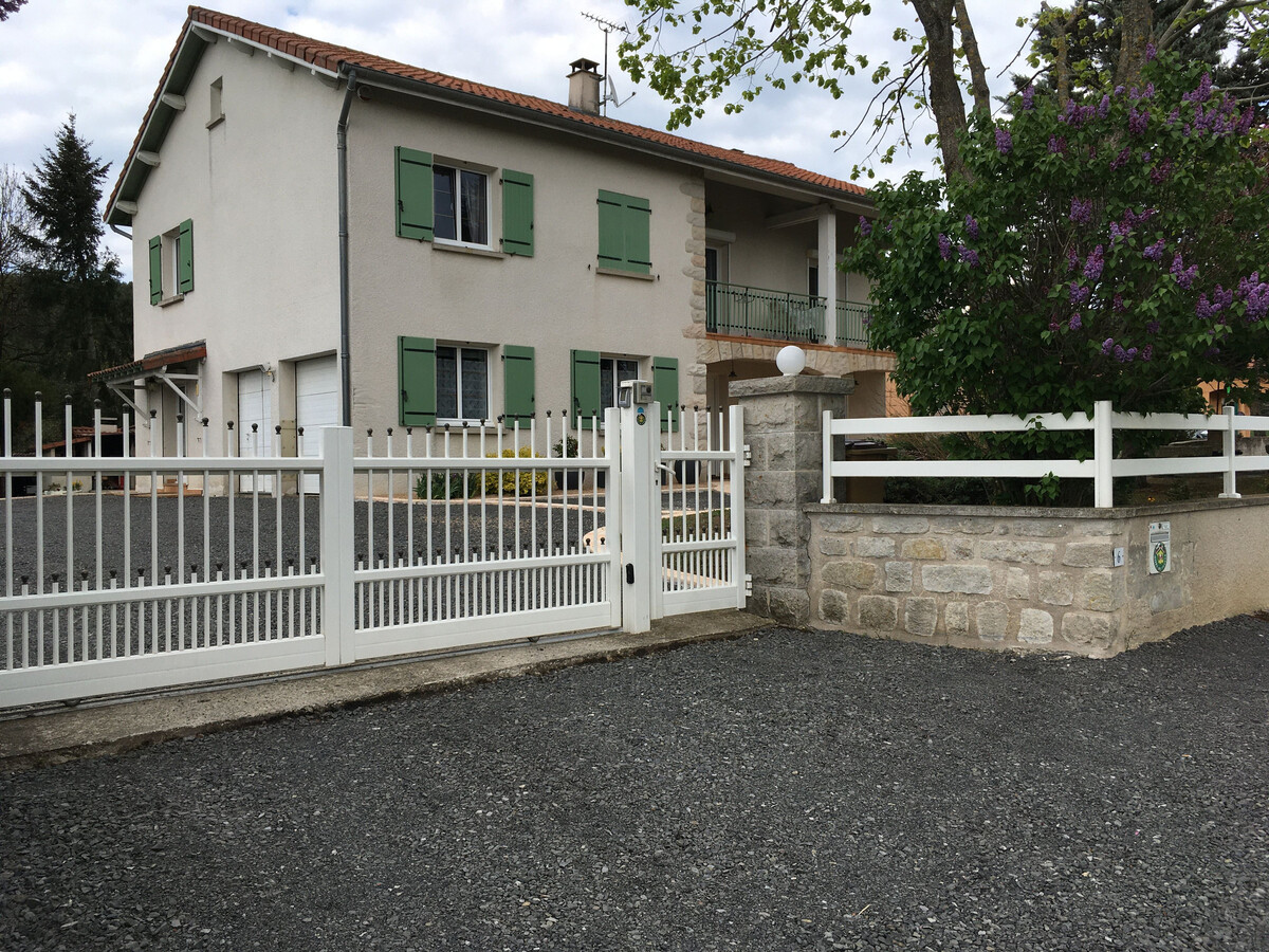 Appartement 3 pers, terrasse et jardin privé à Saint-Pierre-Eynac - Photo 12