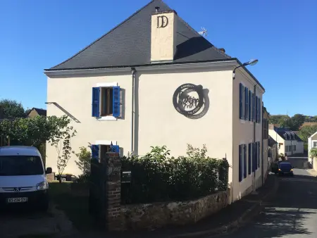 Location appartement à Fay, Appartement 40m² lumineux avec cuisine équipée, Wi-Fi gratuit, proche mairie et église à Fay