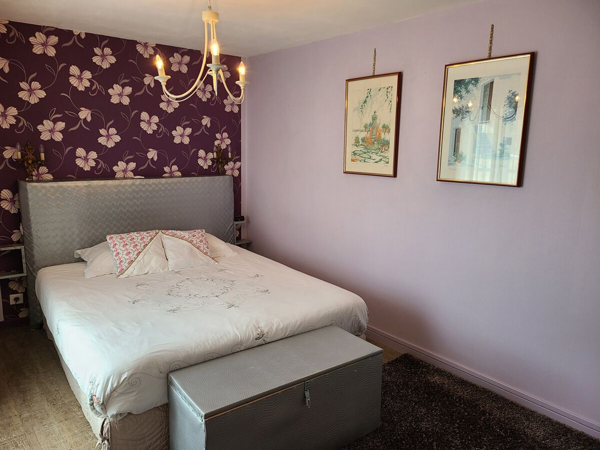 Appartement 80 m² centre Remiremont, garage et wifi - Photo 4