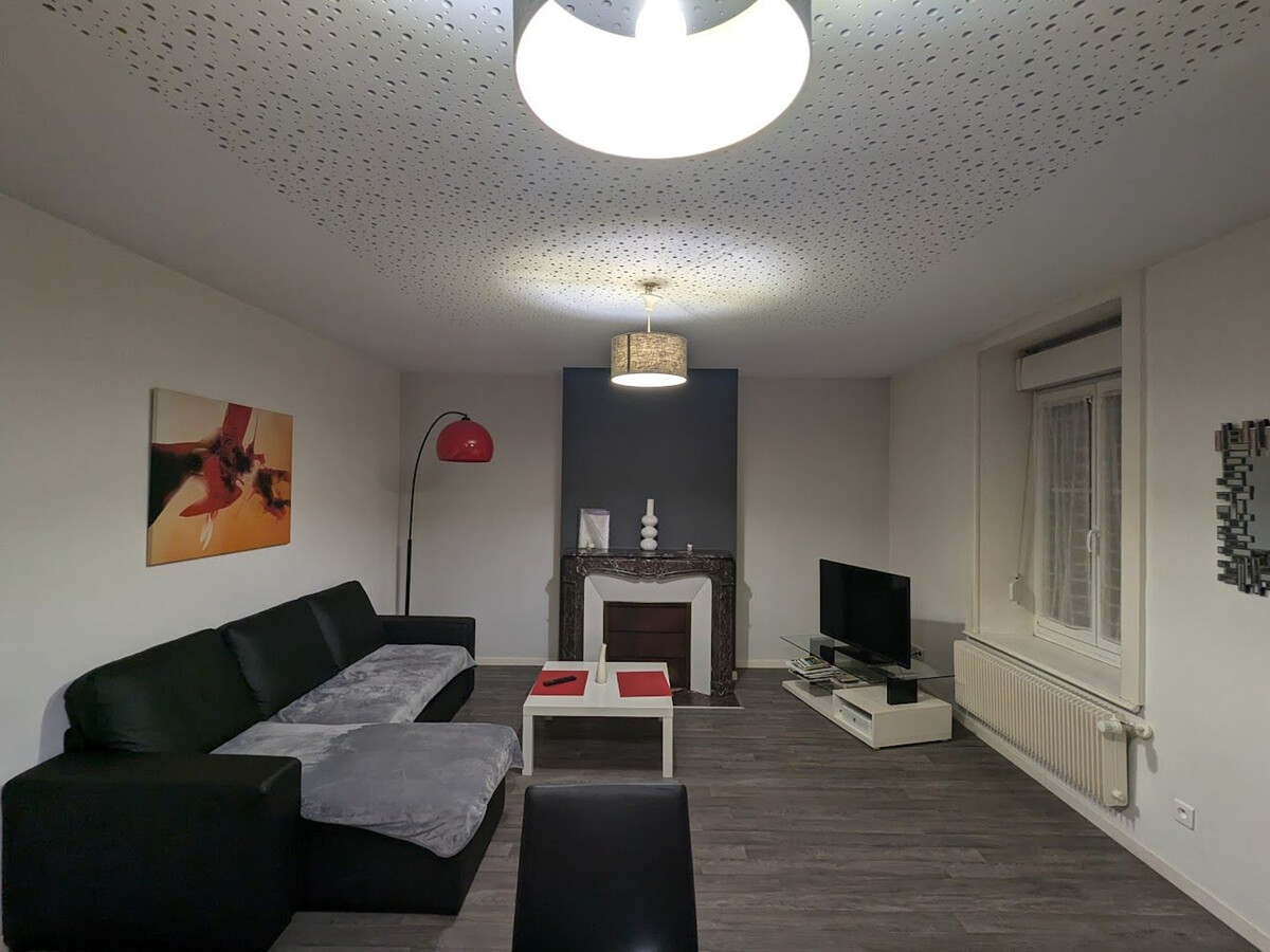 Appartement rénové 2 chambres, cœur historique Épinal - Photo 12