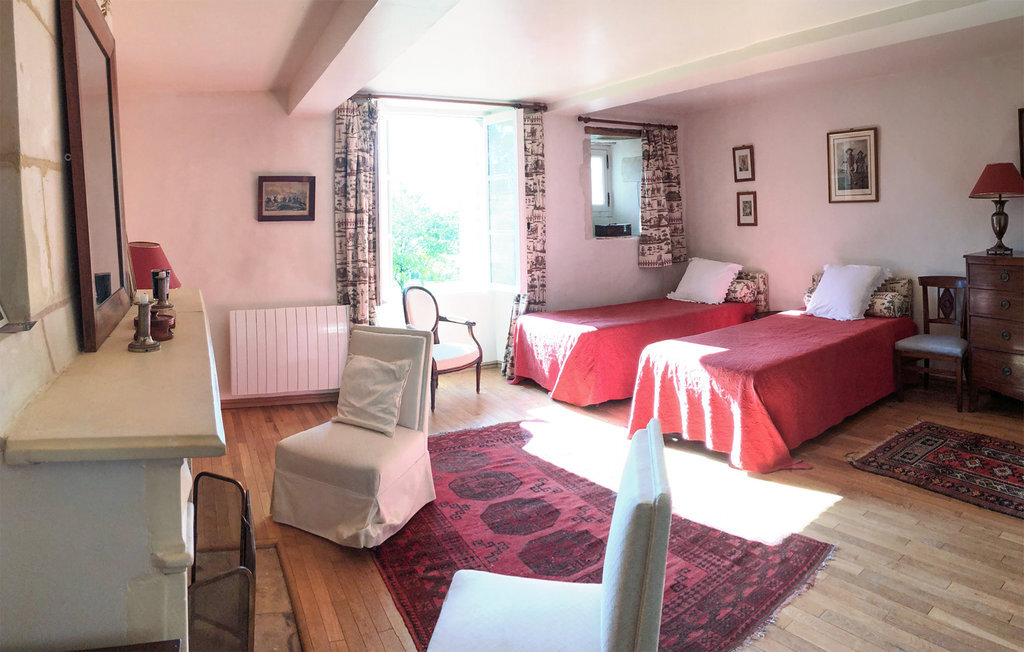 Maison rustique au Château de la Barre avec sauna et jacuzzi - Photo 4
