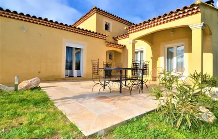 Maison 3 chambres avec piscine privée à St Genies de Malgoires : photo 2
