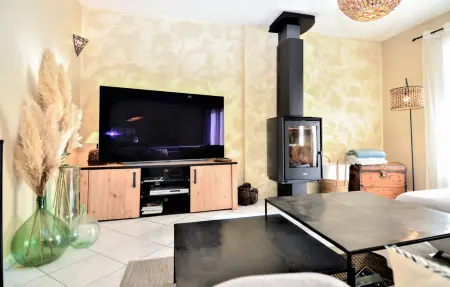 Maison 3 chambres avec piscine privée à St Genies de Malgoires : photo 4
