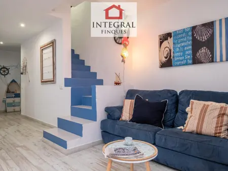 Location maison à Palamós, Maison de village à Palamós, proche plage et commerces, 3 chambres, clim, wifi inclus