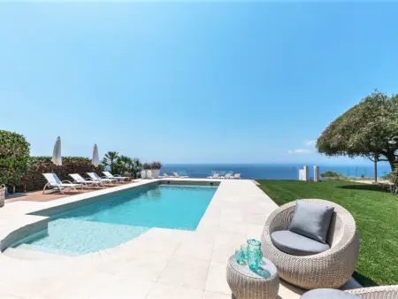 Location villa à Sa Torre, Villa de luxe avec piscine privée, sauna et salle de sport à Sa Torre