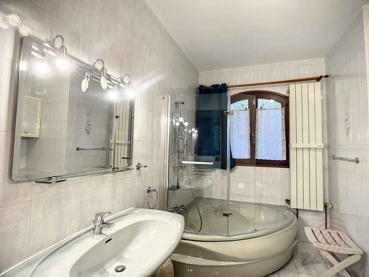 Maison F4 terrasse sud-ouest à Lamalou-les-Bains - Photo 24