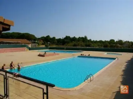 Location maison à Vendres, Maison 5 pièces avec piscine, près de la plage, idéal pour familles, à Vendres