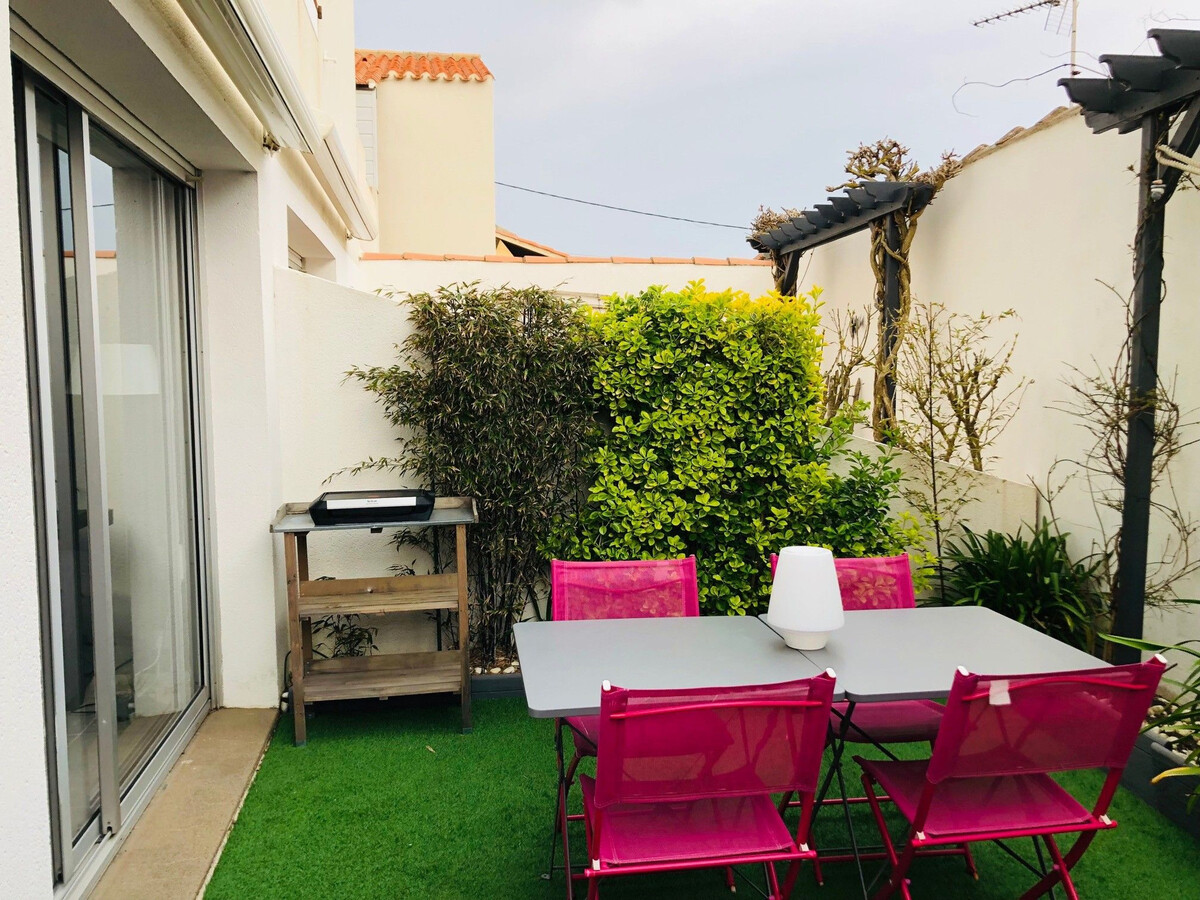 Studio rénové 50m plage des Lutins, terrasse sud - Photo 1