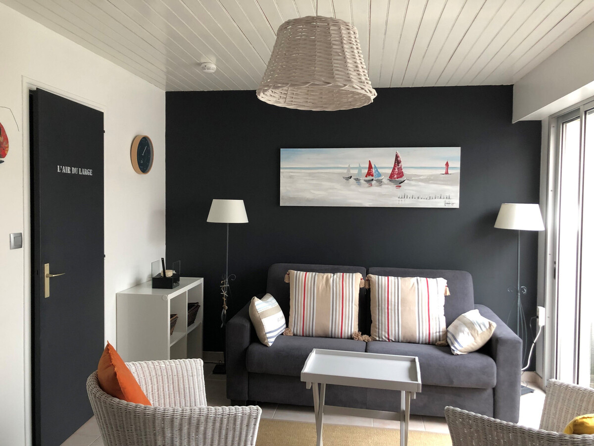 Studio rénové 50m plage des Lutins, terrasse sud - Photo 2