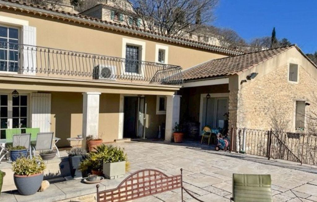 Maison 4 chambres avec piscine privée à La Roque-sur-Pernes - Photo 2