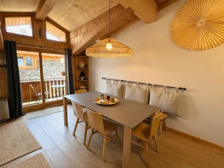 Charmante maison de village rénovée 4 pièces, 3 niveaux, 80m², 6 pers, à St Marcel, proche pistes ski. - Photo 1