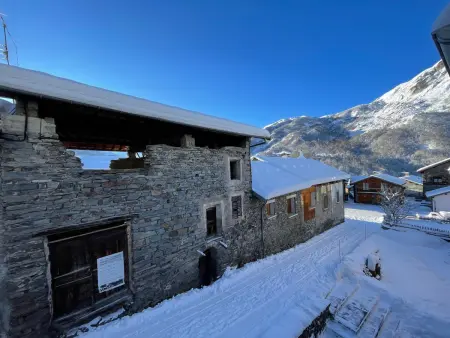 Charmante maison de village rénovée 4 pièces, 3 niveaux, 80m², 6 pers, à St Marcel, proche pistes ski. - Photo 10