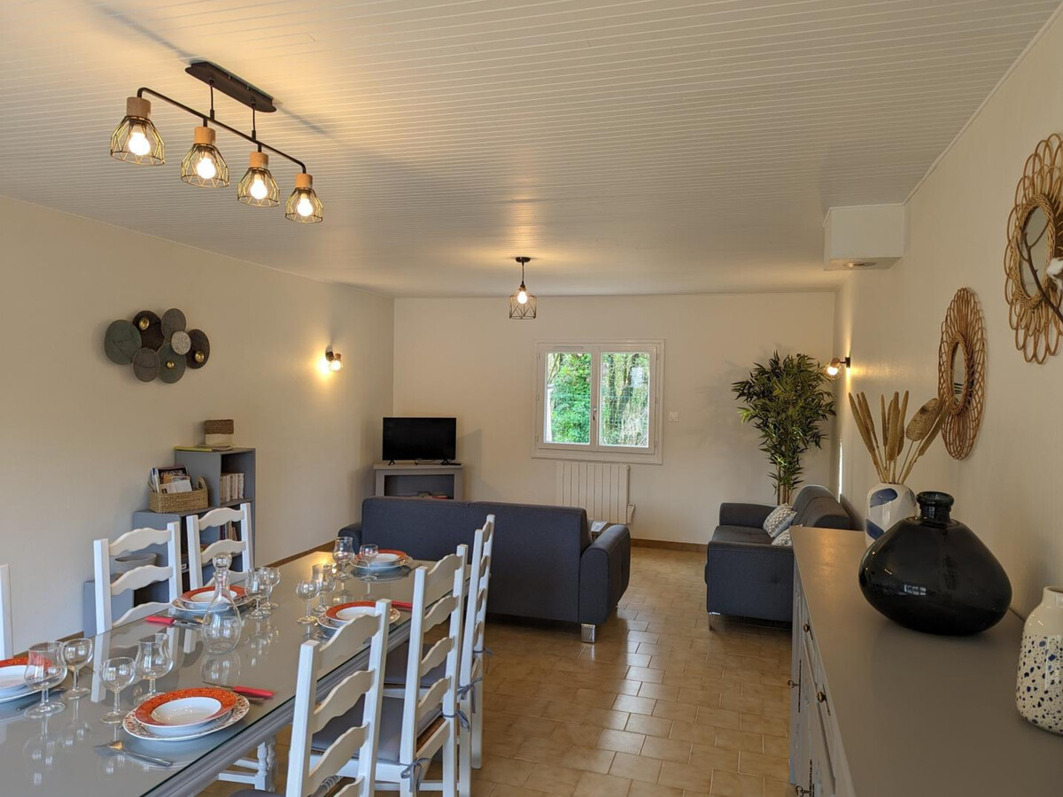Gîte plain-pied 5 pers. à Puyréaux, jardin 2000m² et forêt - Photo 7
