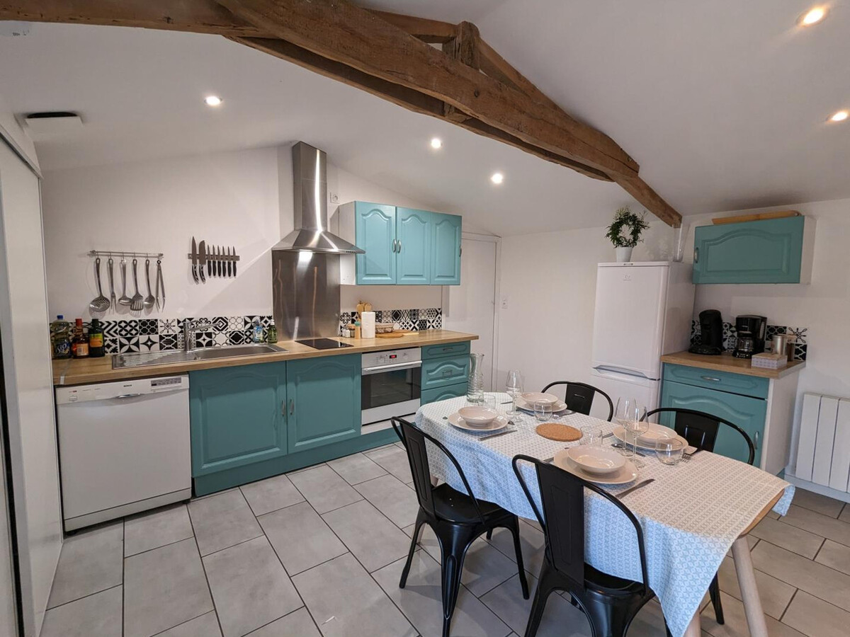 Gîte charentais avec piscine chauffée à Aunac-sur-Charente - Photo 4