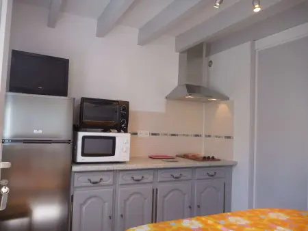 Maison rénovée proche plage, quartier calme, parking privé, animaux acceptés - Photo 6