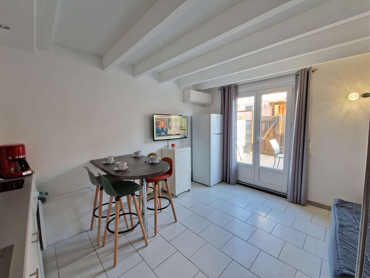 Maisonnette 1 chambre à 250 m de la plage, piscine - Photo 6