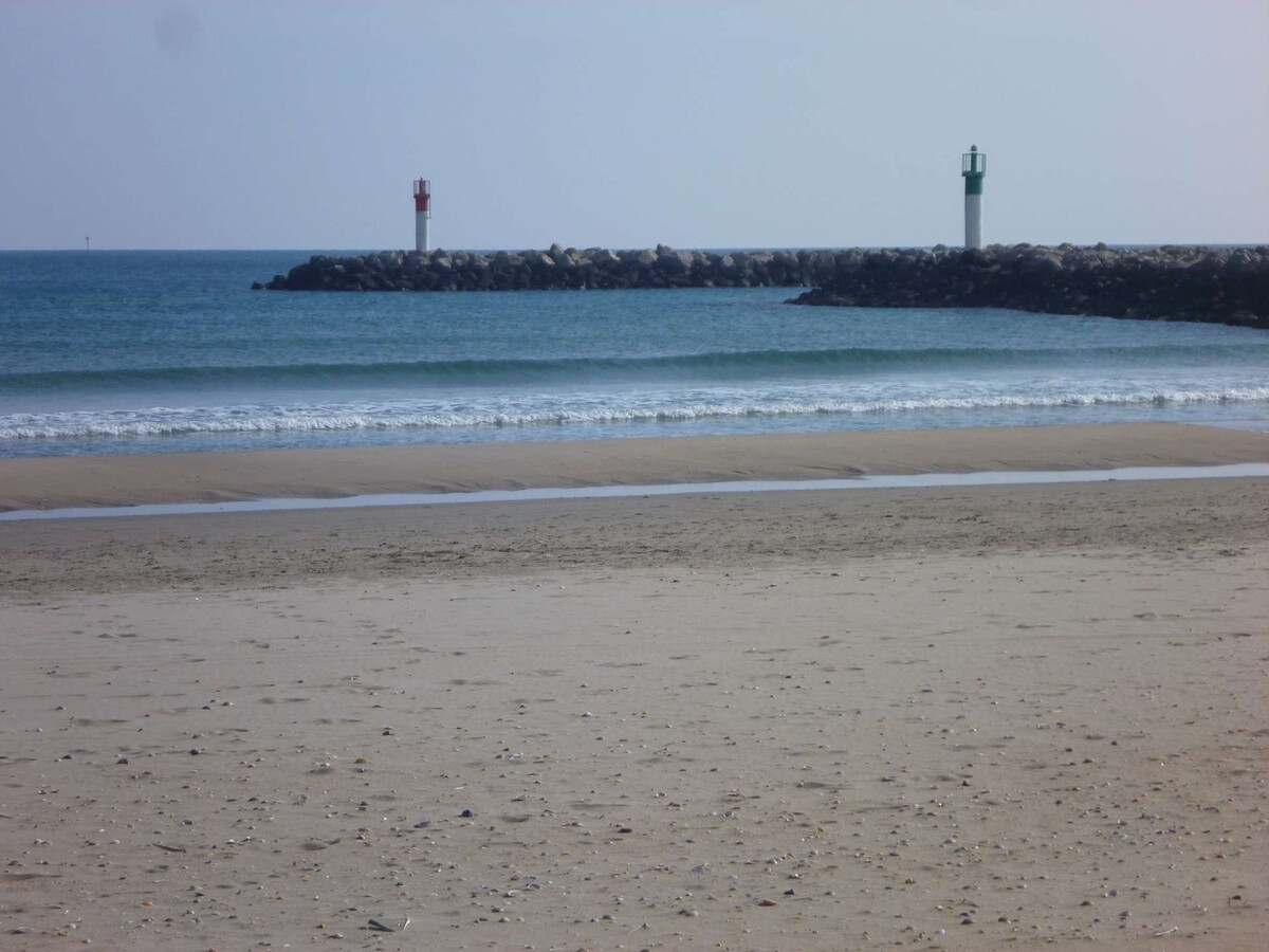 Maisonnette 1 chambre à 250 m de la plage, piscine - Photo 14