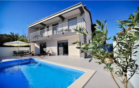 Location maison à Privlaka