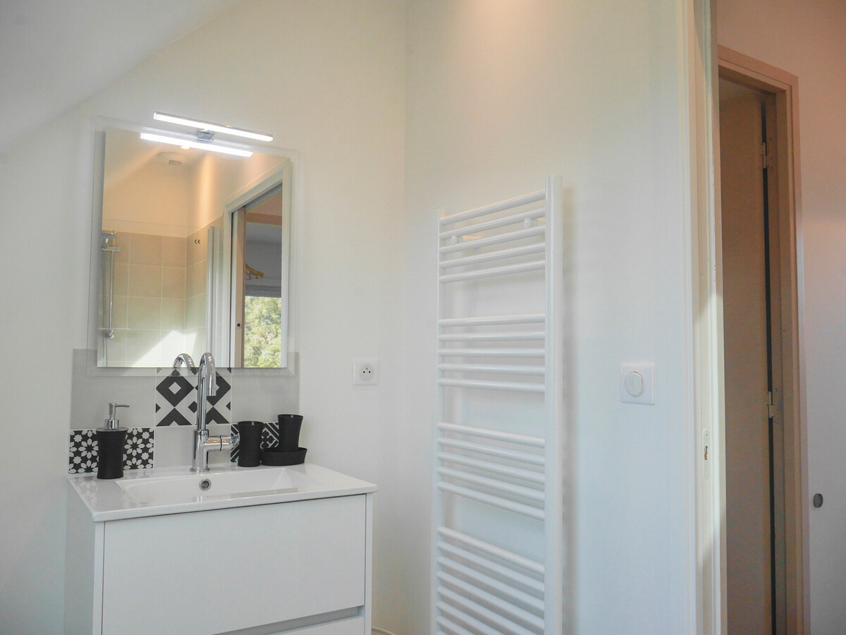 Maison neuve 6 personnes, jardin 400 m² à Locmaria - Photo 17