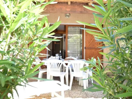 Location maison à Gruissan, Charmant pavillon 6 couchages à 100m de la plage avec terrasse - Gruissan