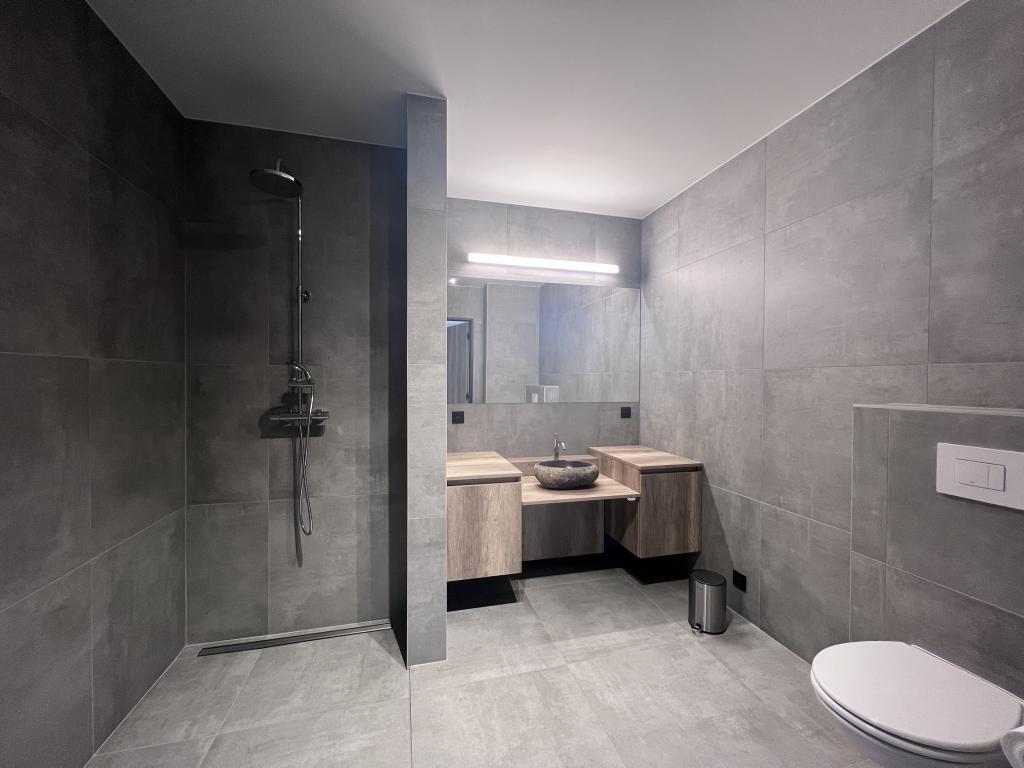 Bigaro II – Maison 18 pers., piscine et spa à Heers - Photo 7