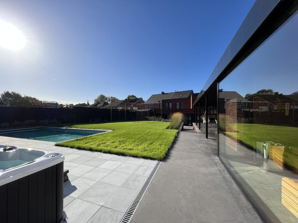 Bigaro II – Maison 18 pers., piscine et spa à Heers - Photo 10