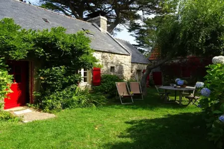 Maison rustique avec jardin clos près de la Pointe du Raz, Beuzec-Cap-Sizun : photo 11
