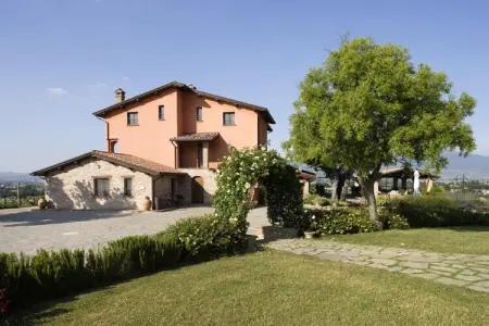 Perugino - Trilo 6 Collemanciobettona, Appartement en Ombrie avec Piscine Infinie