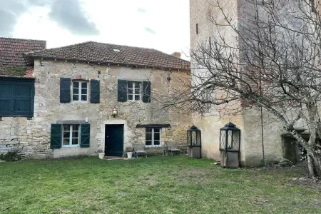 Demeure historique 15 pers, 9 chambres à Cénevières : photo 9