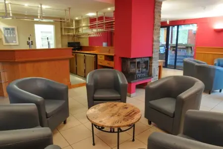 Location maison à Bohon, Maison de vacances dans le parc de vacances