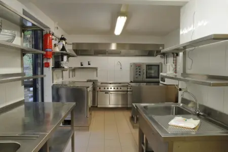 Maison Écureuil 20 pax à Bohon : sauna et parc : photo 4